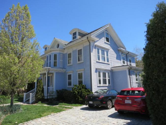 Warren S. Frost House at 318 Pleasant Street