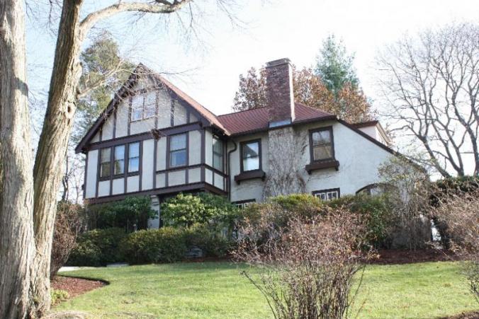 Lester Flint House at 94 Stone Road